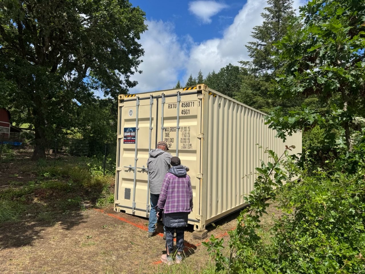 40ft new - outside